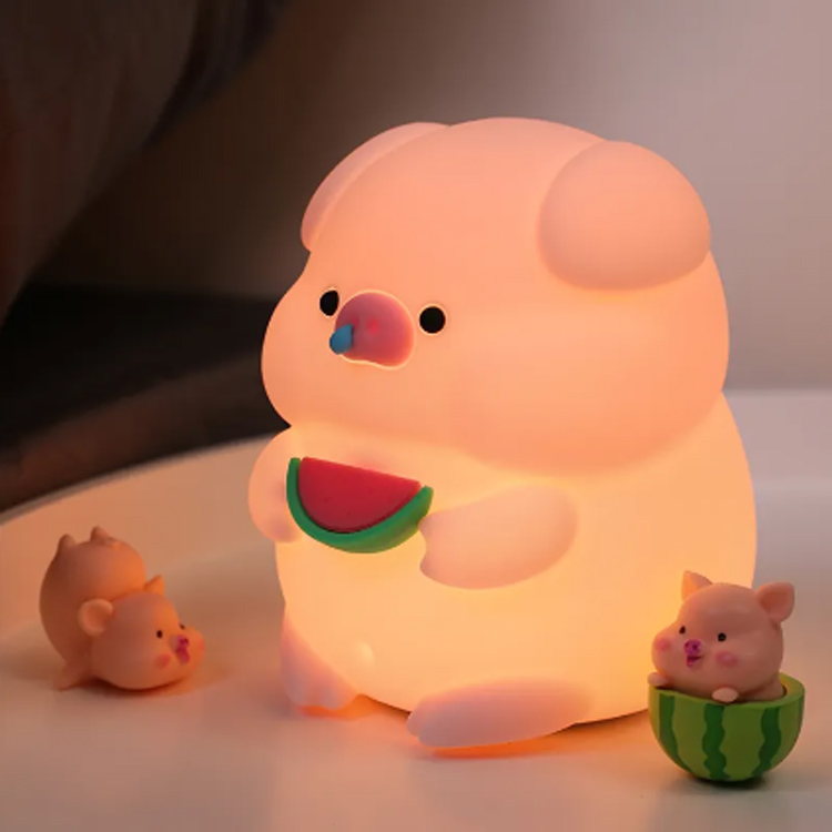 How do silicone cartoon piglet night lights improve kids’ bedroom sleeping atmosphere?