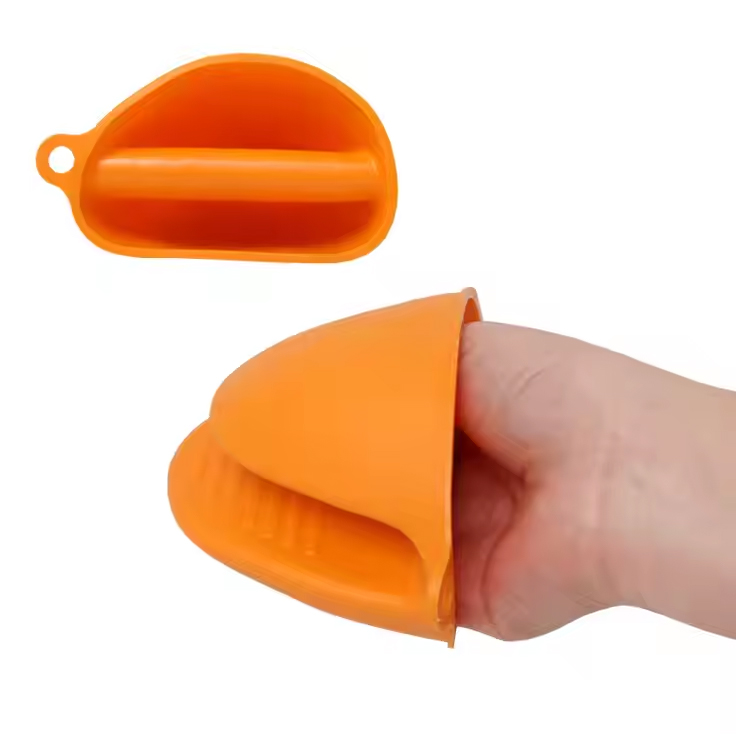 Finger Cover Waterproof Non-Slip Cooking Microwave Oven Clip