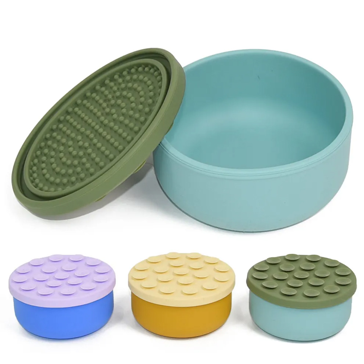 Portable Dog Bowl Multi Colors Silicone Slow Feeder Dog Bowl